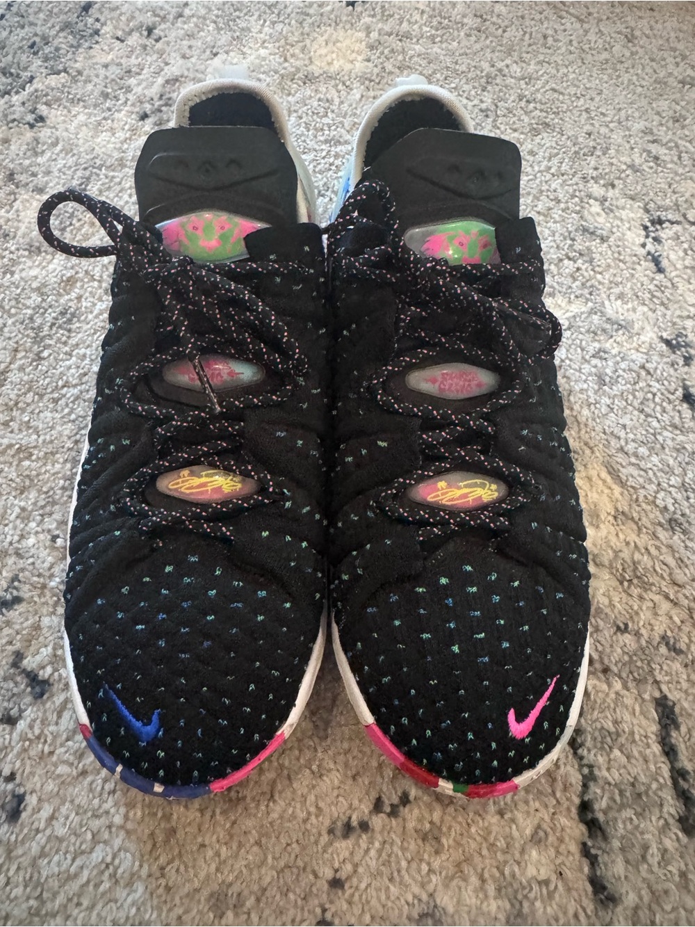 Nike LeBron 18 "James Gang" 7Y basketball shoes
